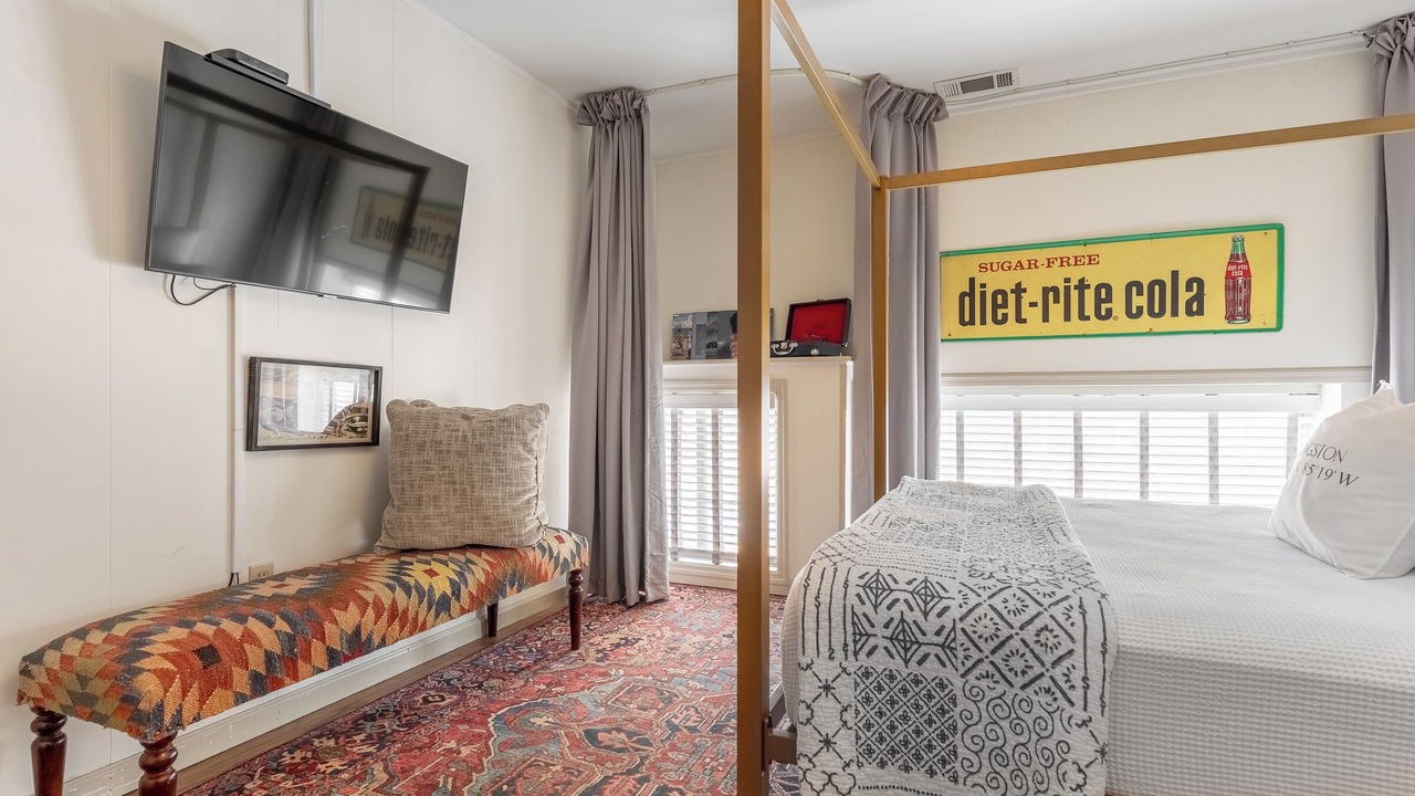 Photo of Bedroom in Livingston