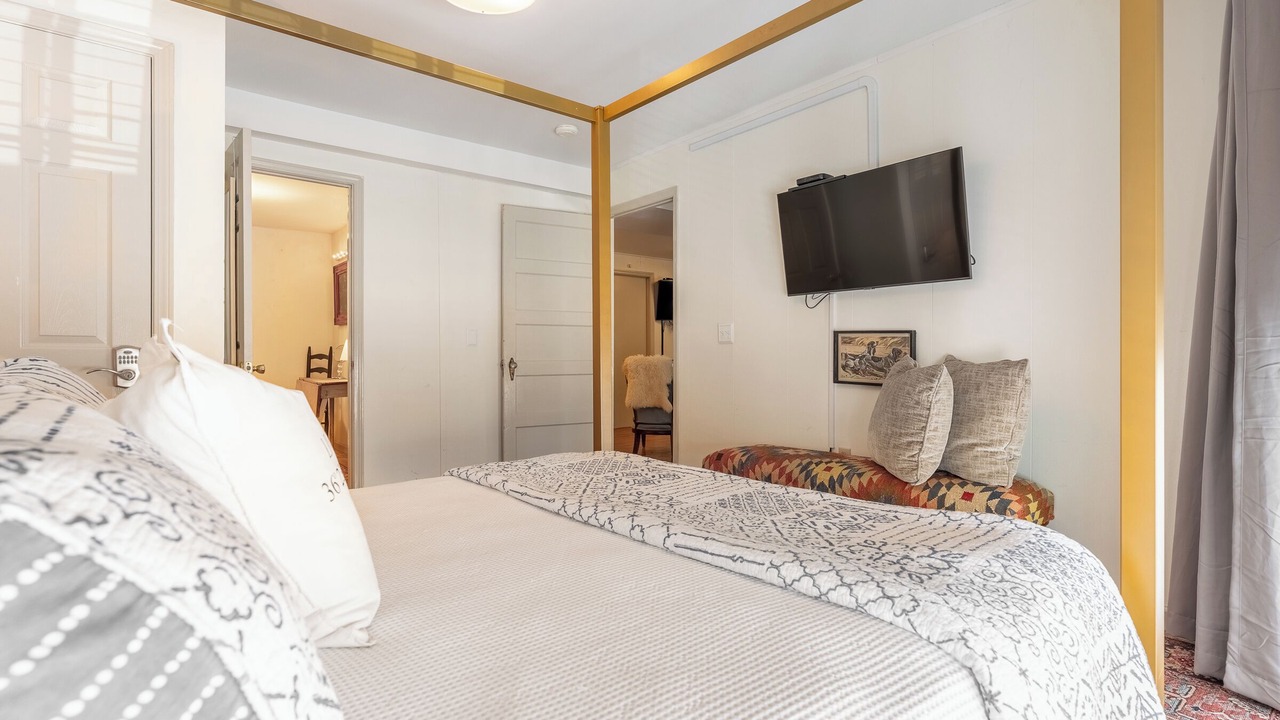 Photo of Bedroom in Livingston