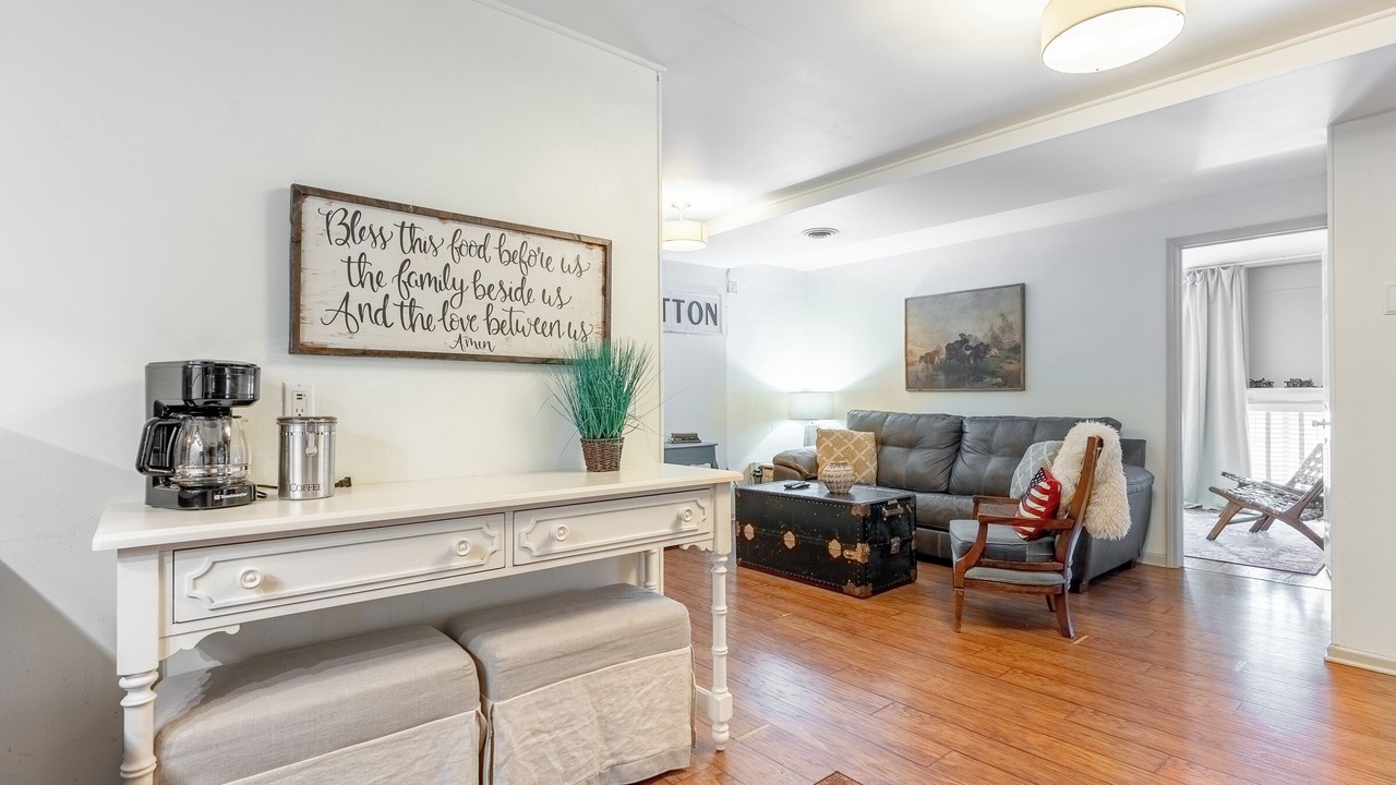 Photo of Livingroom in Livingston