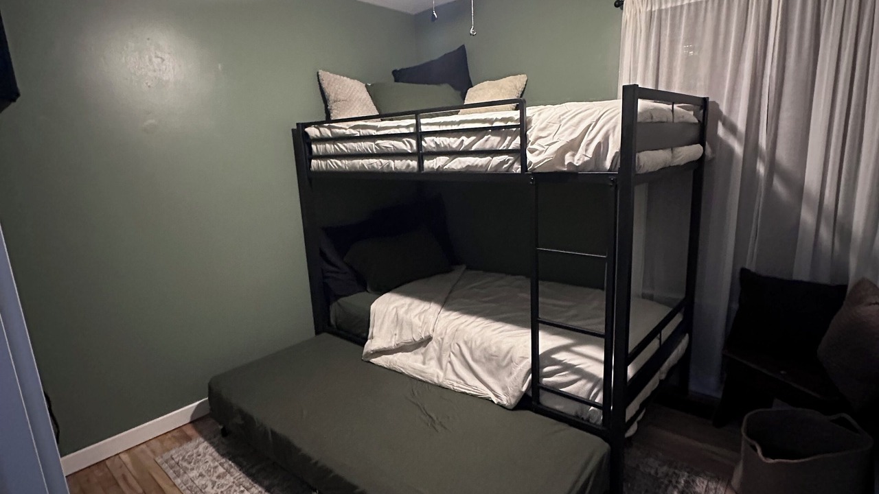 Photo of Bedroom in Evansville