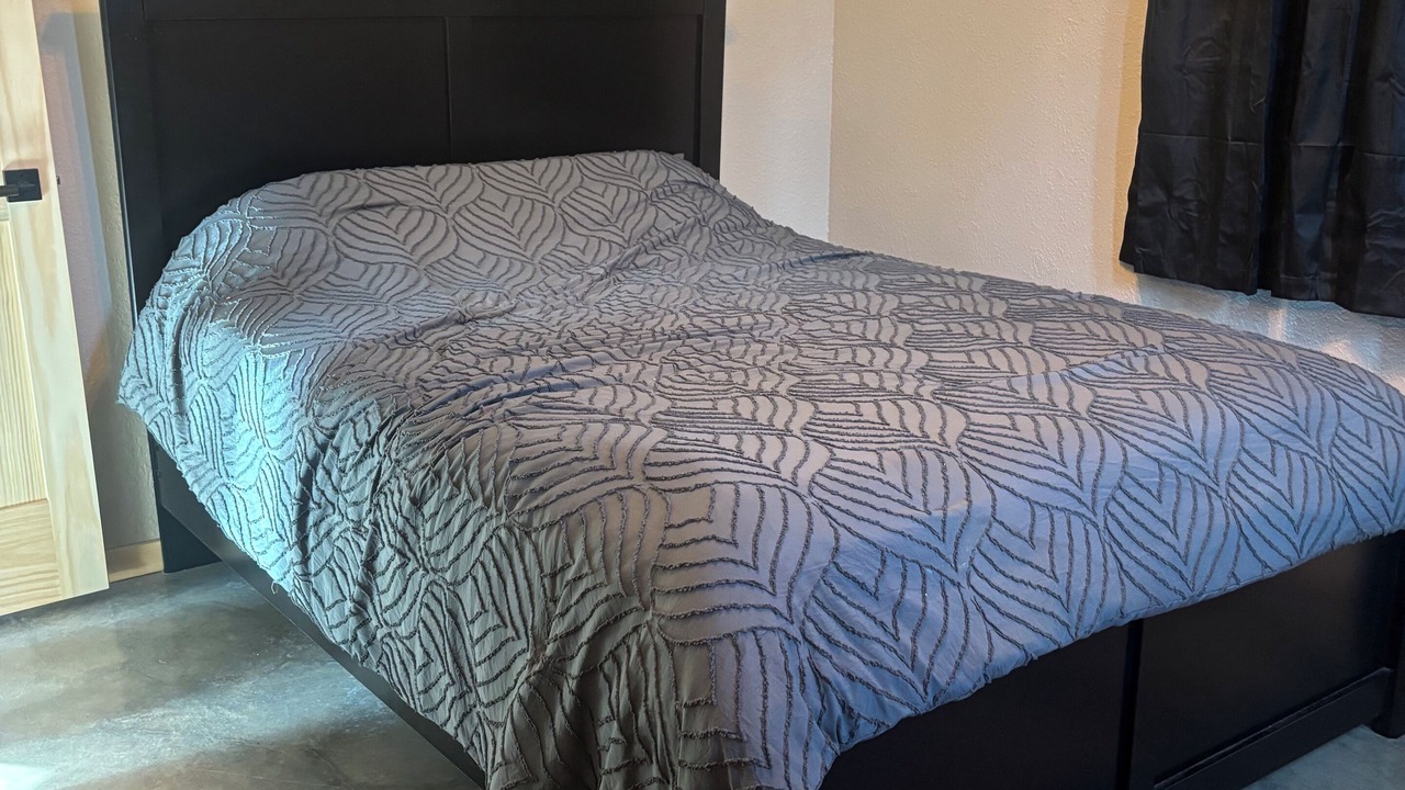 Photo of Bedroom in Salem