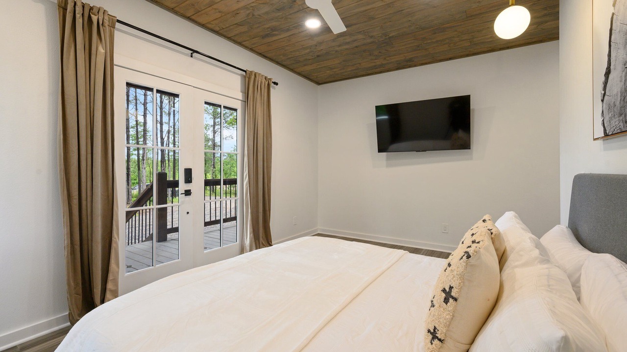 Photo of Bedroom in Pickens