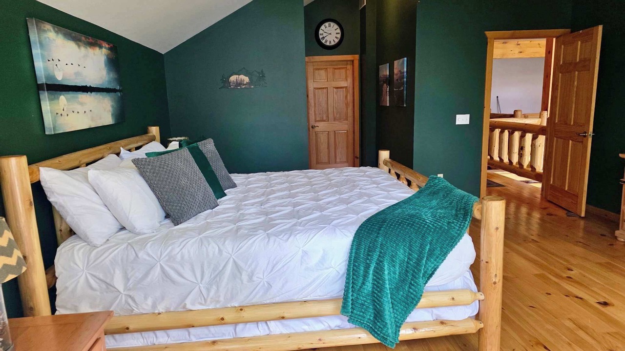 Photo of Bedroom in Big Bay