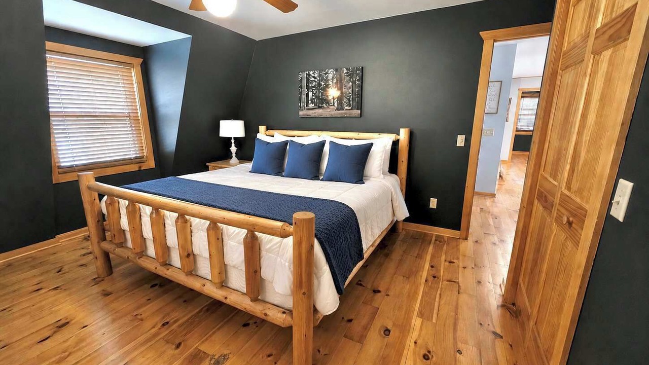 Photo of Bedroom in Big Bay