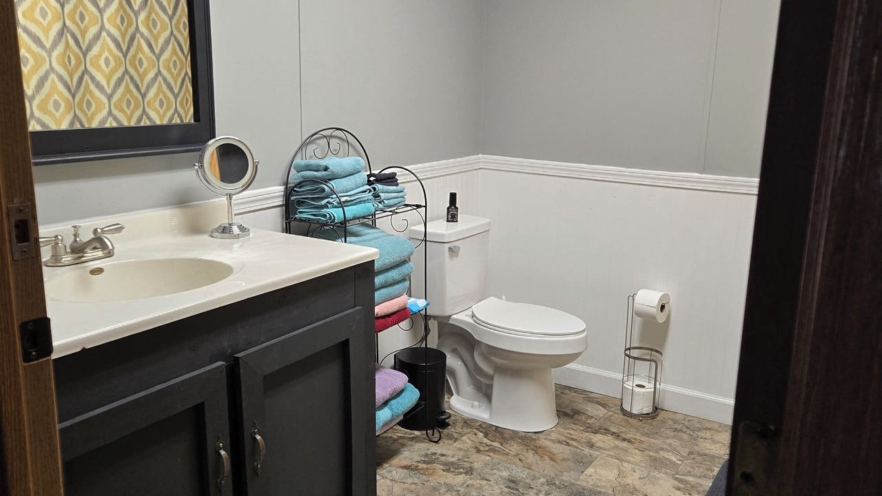 Photo of Bathroom in Kahoka
