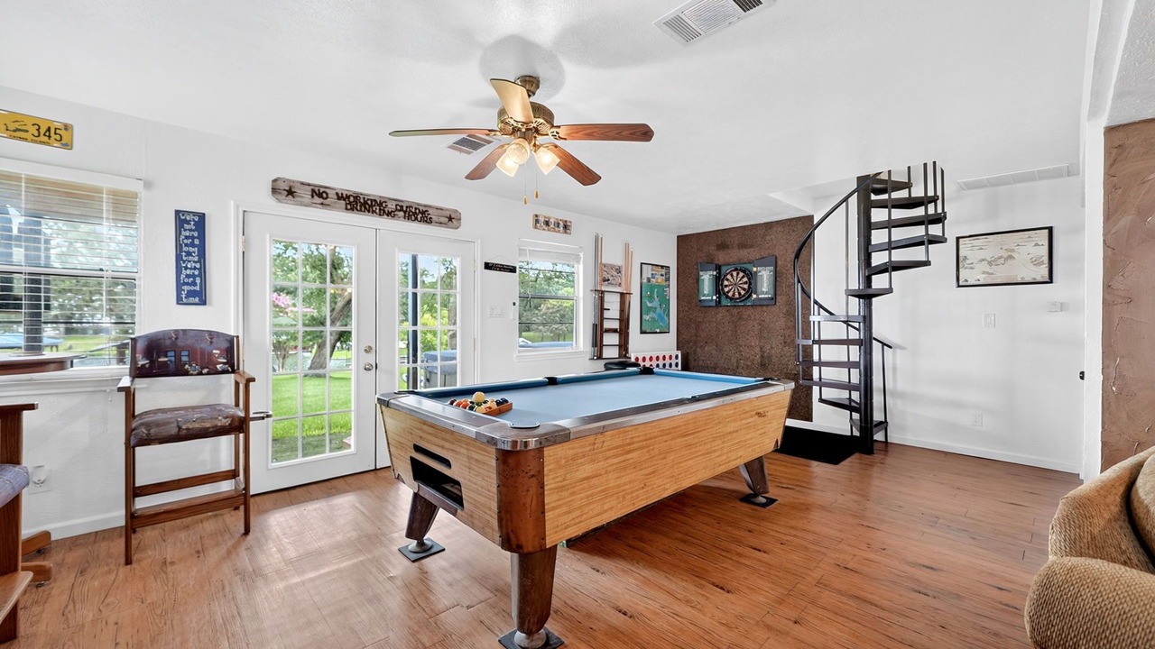 Photo of Bedroom in Quinlan