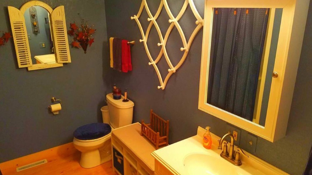 Photo of Bathroom in Waterville