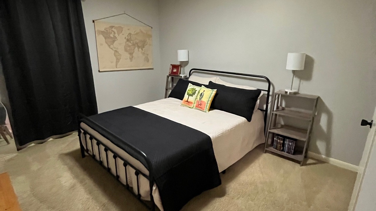 Photo of Bedroom in Alexandria