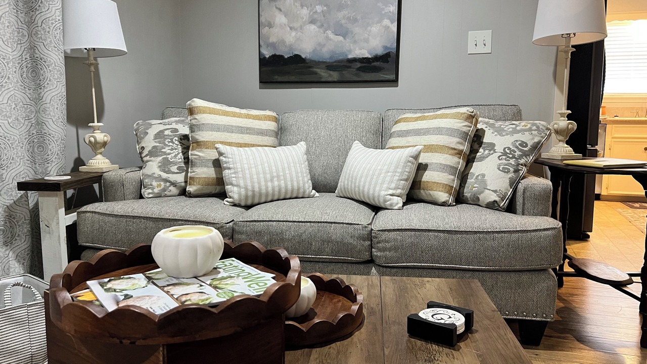 Photo of Livingroom in Alexandria