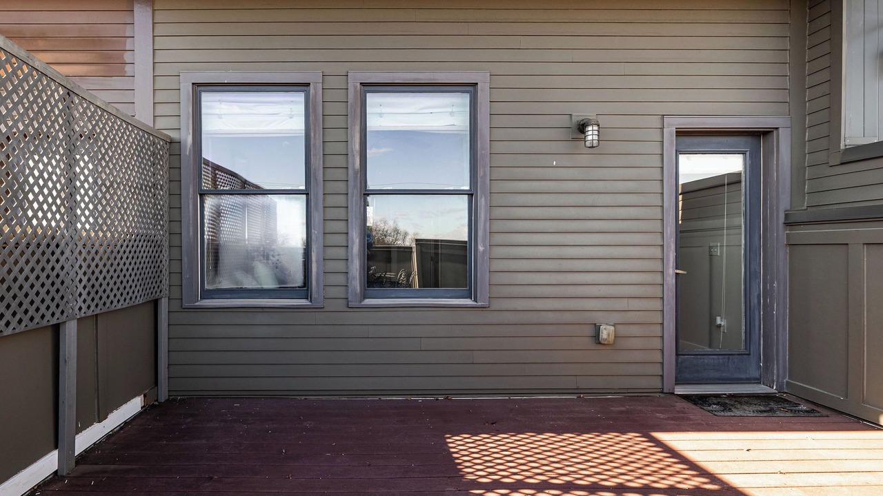 Photo of Patio Balcony in 12 South