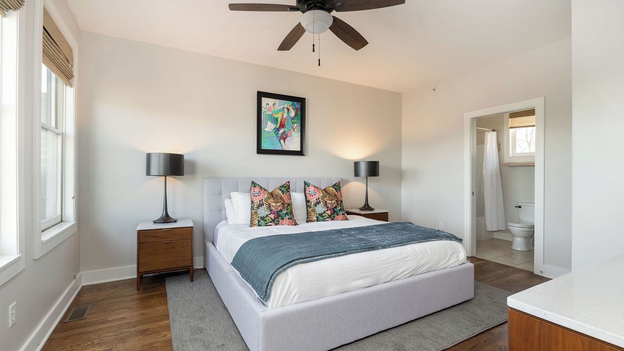 Photo of Bedroom in 12 South