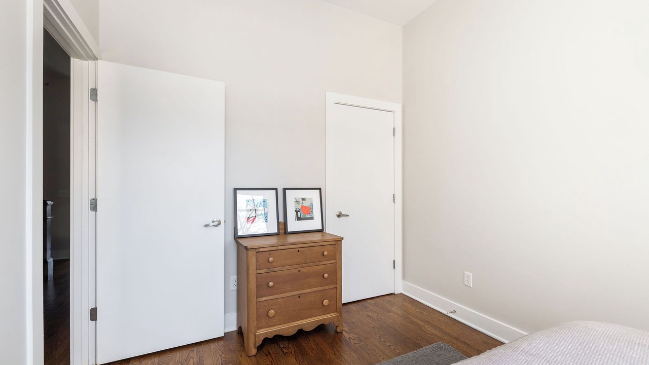 Photo of Bedroom in 12 South