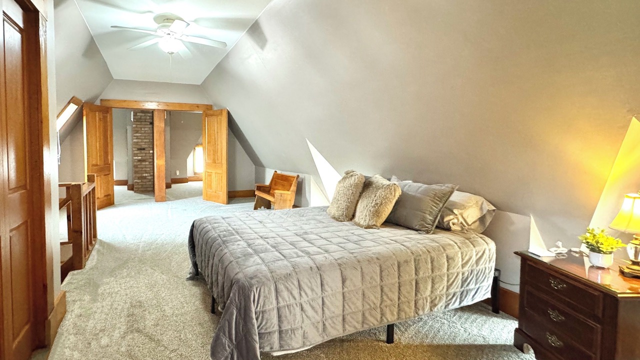 Photo of Bedroom in Adrian