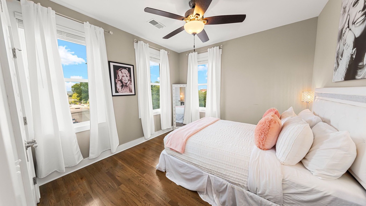 Photo of Bedroom in The Nations