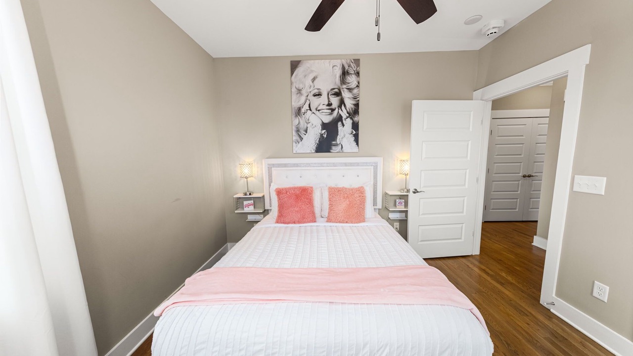 Photo of Bedroom in The Nations