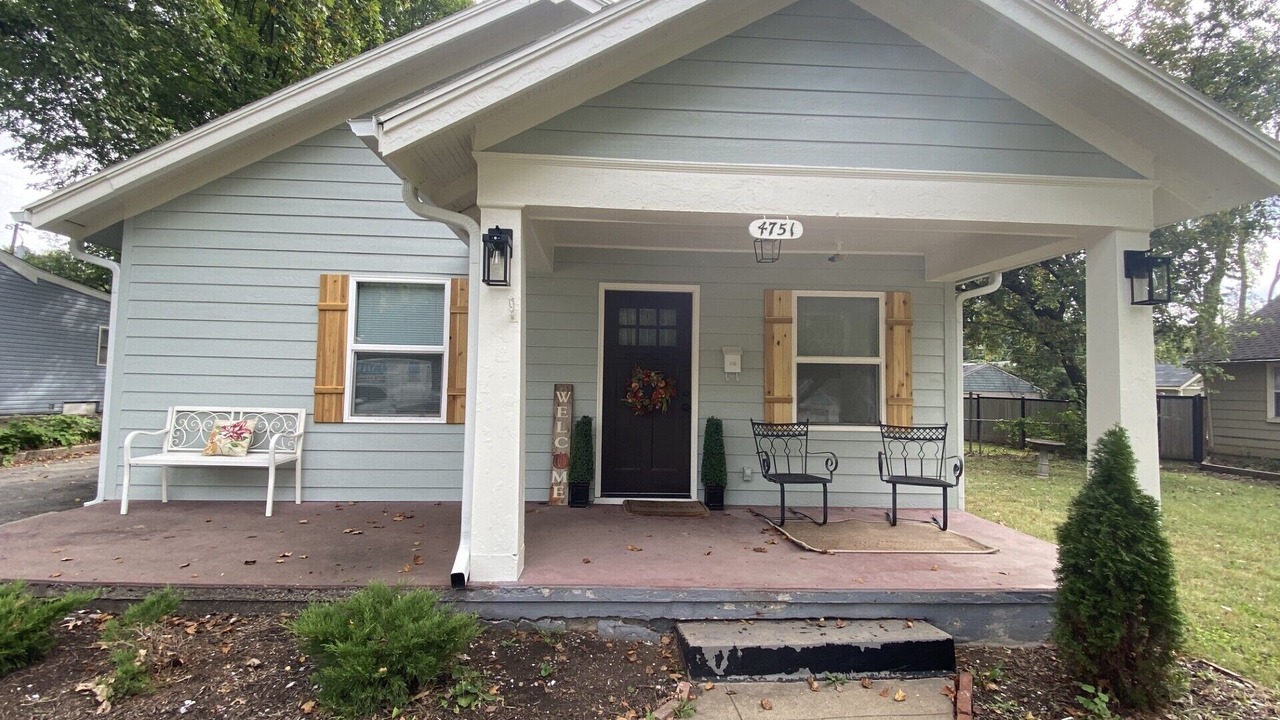 Photo of Outdoor in Roeland Park