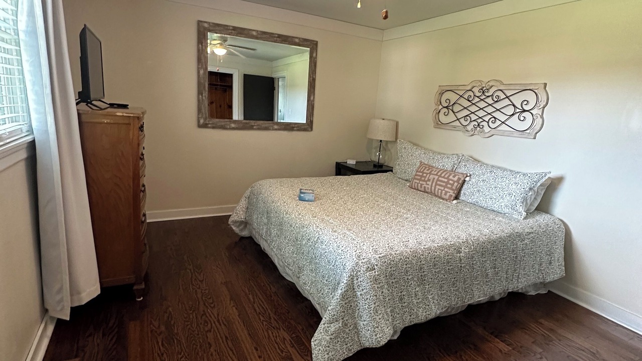 Photo of Bedroom in Bowling Green