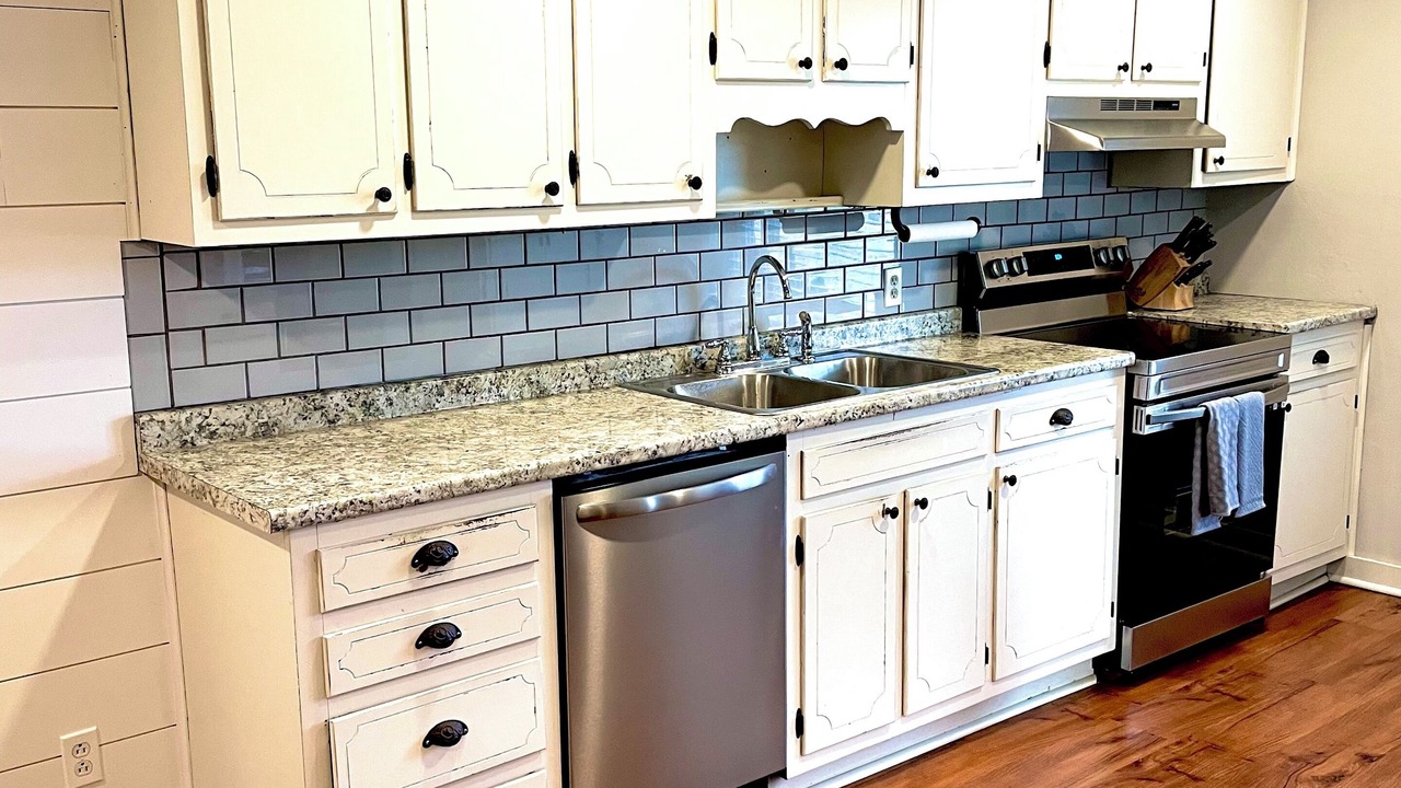 Photo of Kitchen in Bowling Green