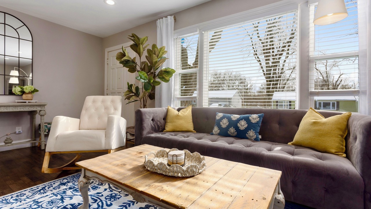 Photo of Livingroom in Overland Park