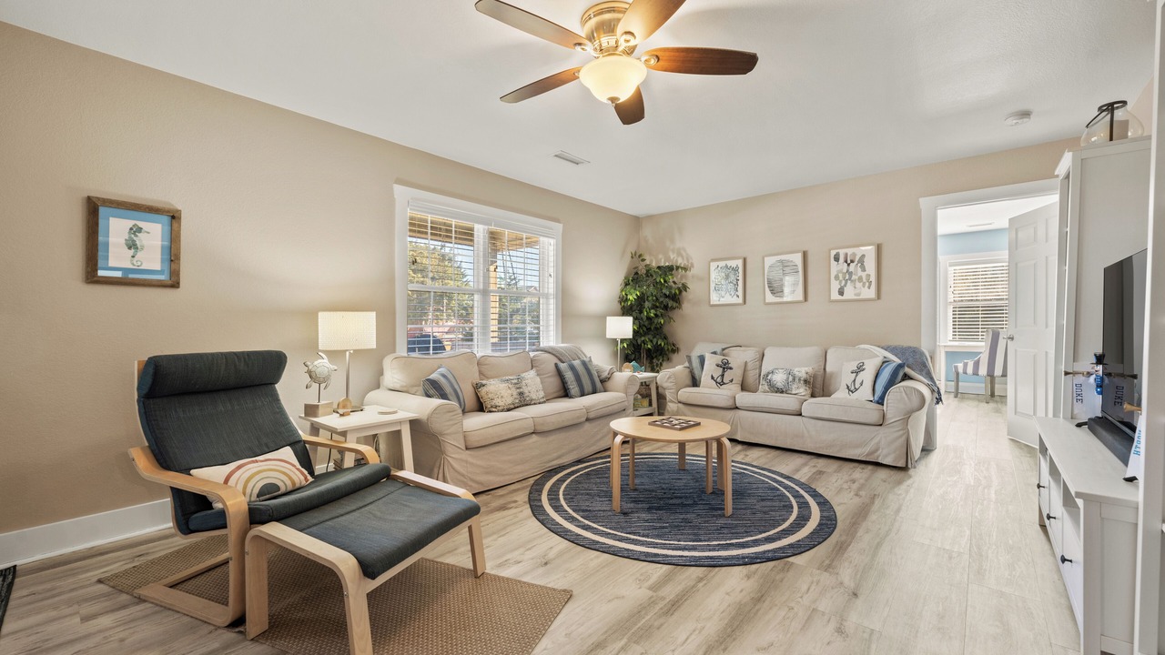 Photo of Livingroom in Buxton