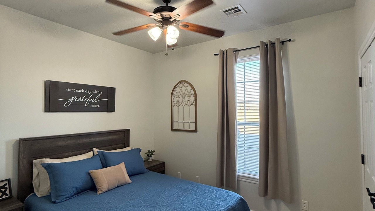 Photo of Bedroom in Enid