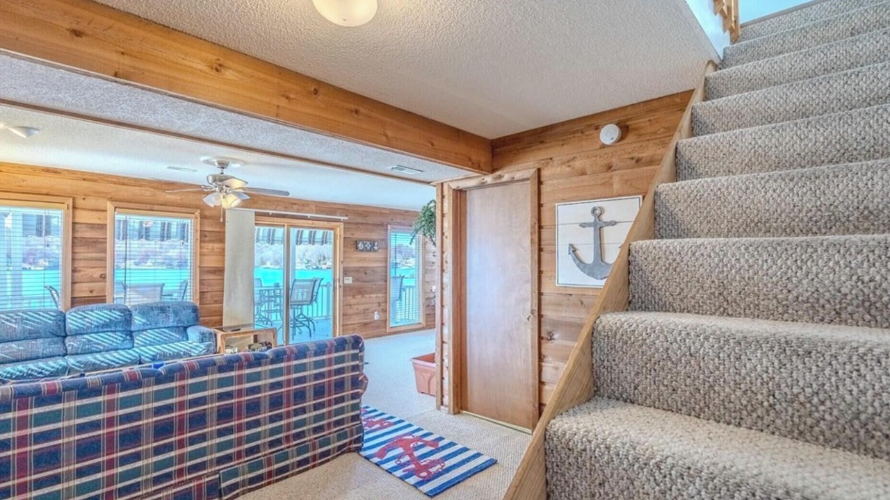 Photo of Livingroom in Rocky Mount