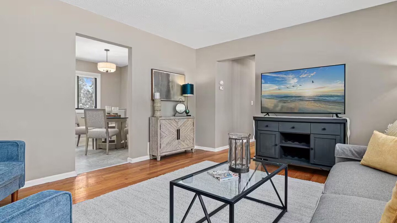 Photo of Livingroom in Roseville