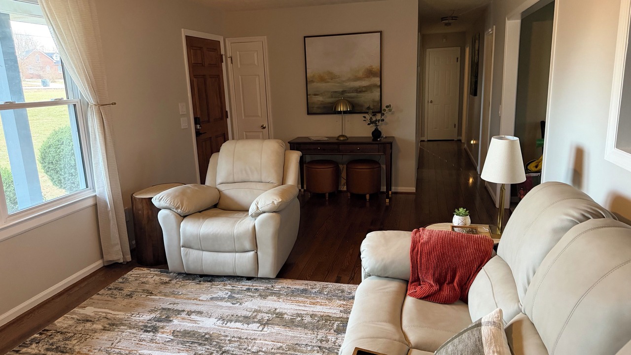 Photo of Livingroom in Mount Juliet