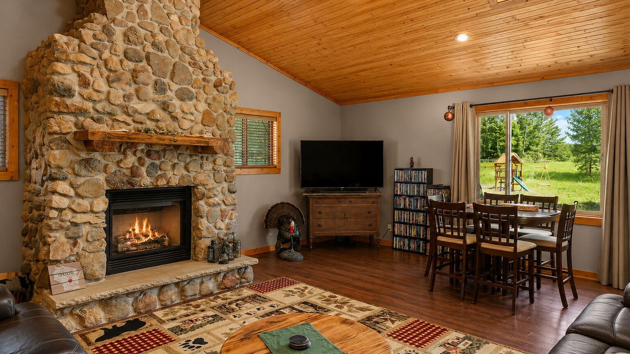 Photo of Livingroom in Lyndon Station