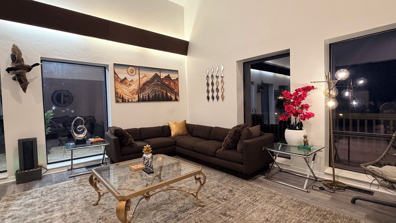 Photo of Livingroom in Rogers