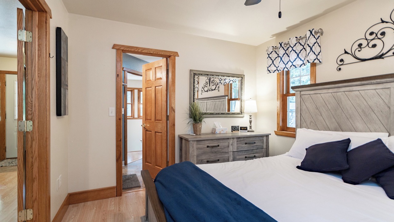 Photo of Bedroom in Irma