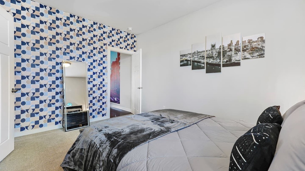 Photo of Bedroom in Salemtown