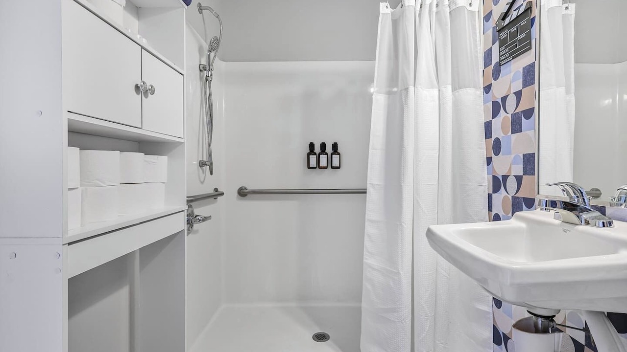 Photo of Bathroom in Salemtown