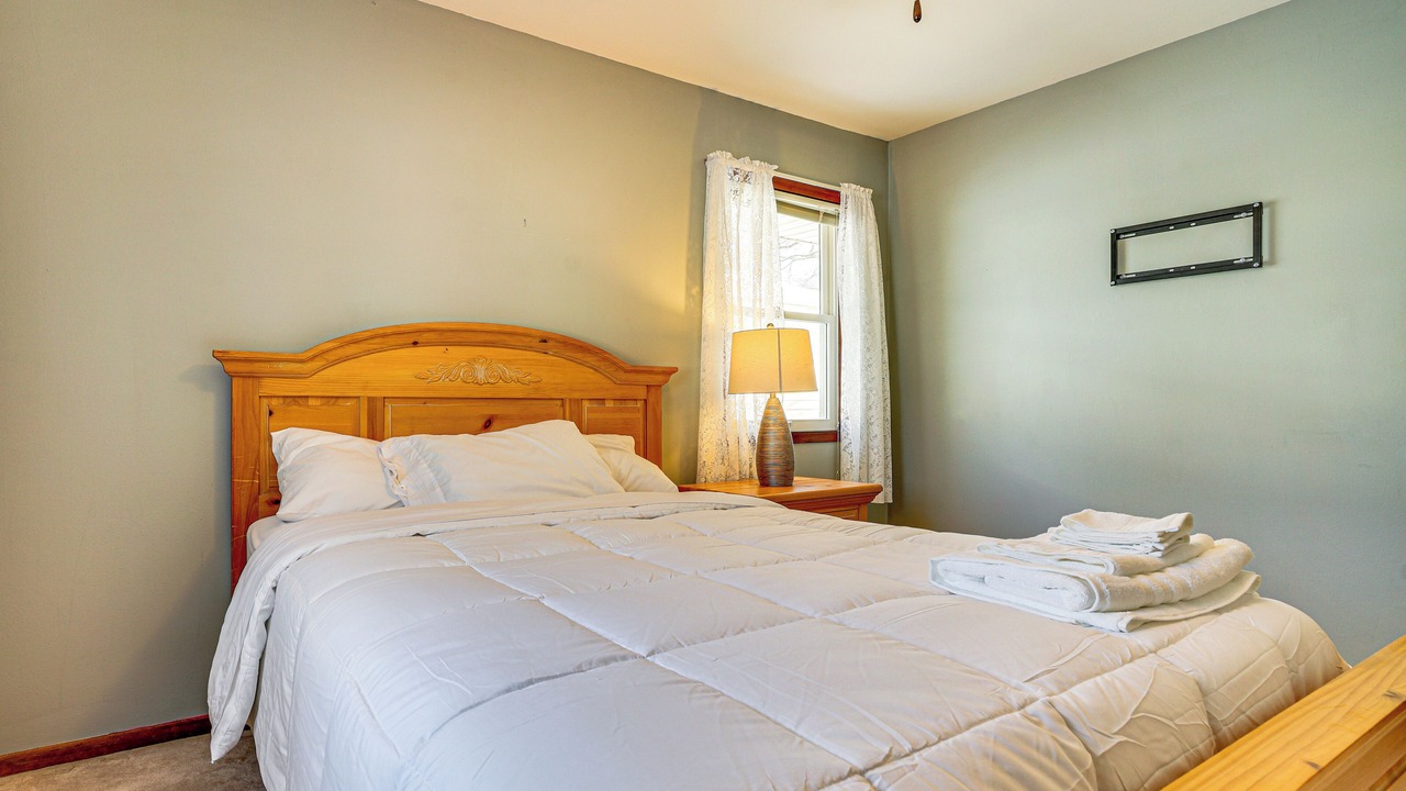 Photo of Bedroom in Cottage Grove