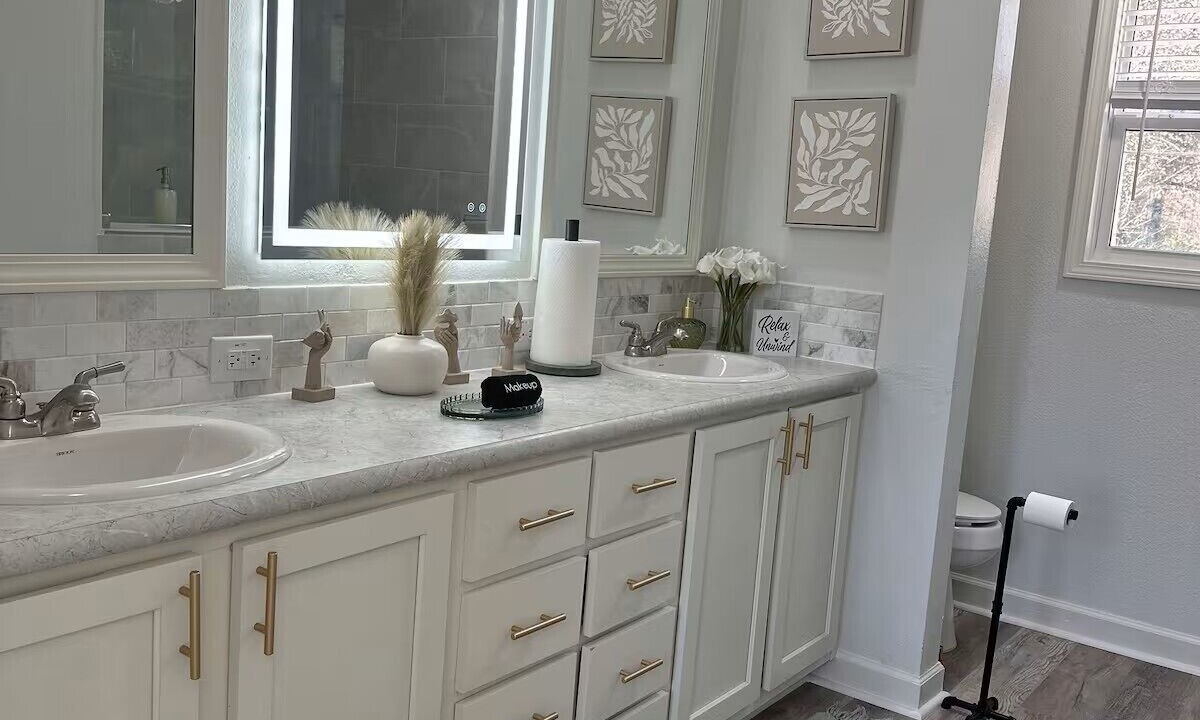 Photo of Bathroom in Central