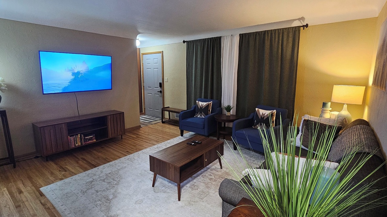 Photo of Livingroom in North End