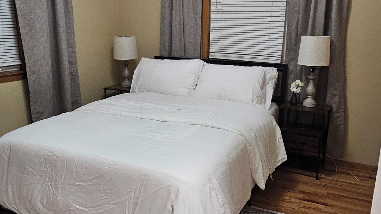 Photo of Bedroom in North End