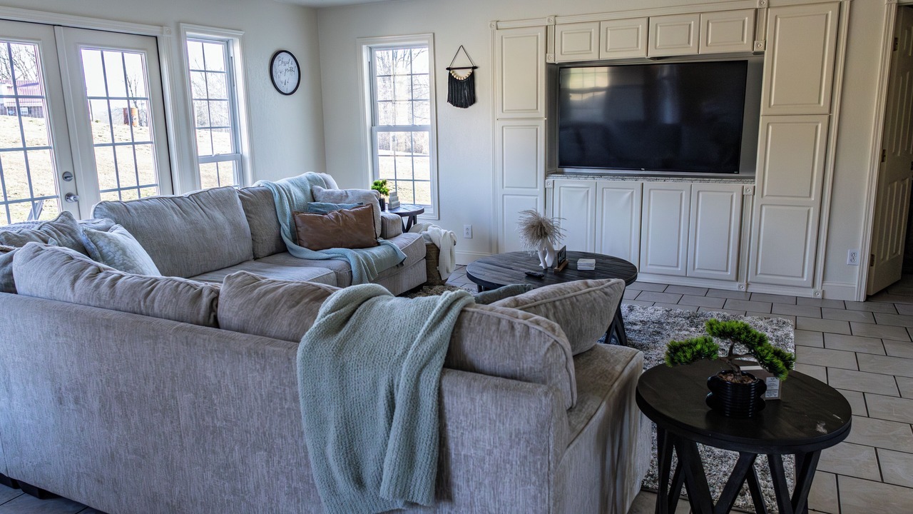 Photo of Livingroom in Huron