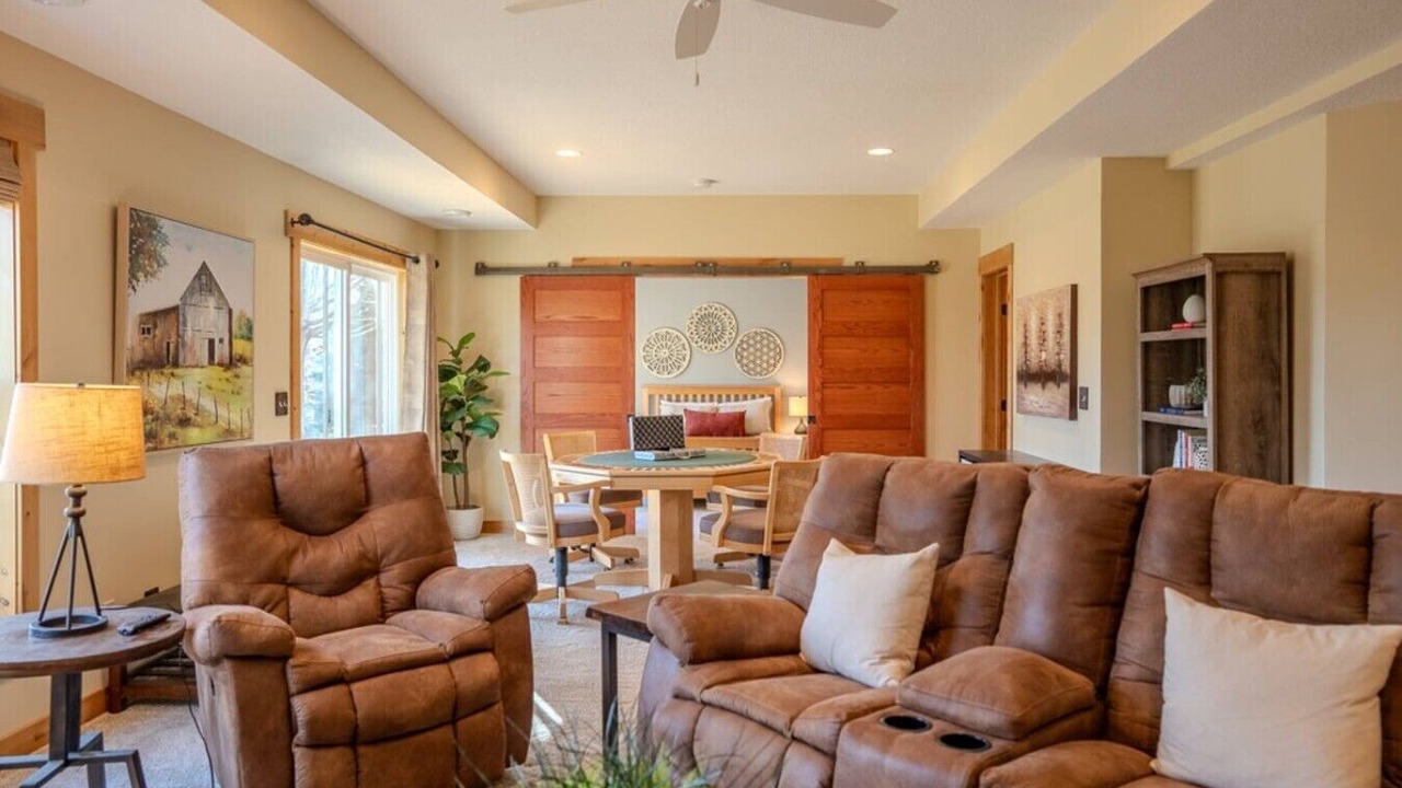 Photo of Livingroom in Rosemount