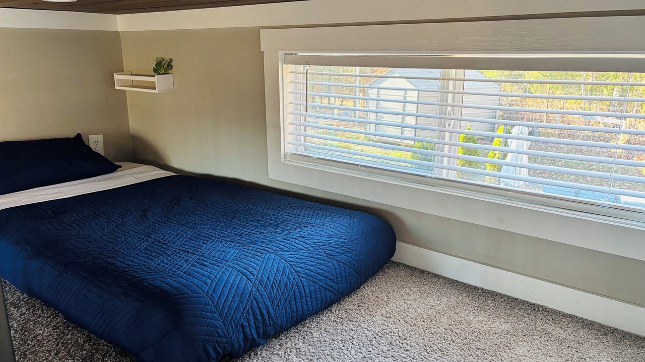 Photo of Bedroom in Big Sandy