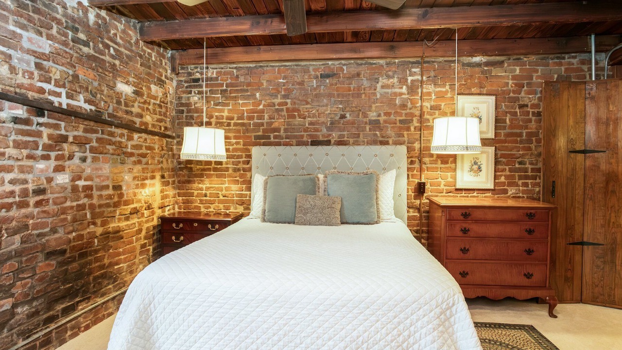 Photo of Bedroom in Natchez