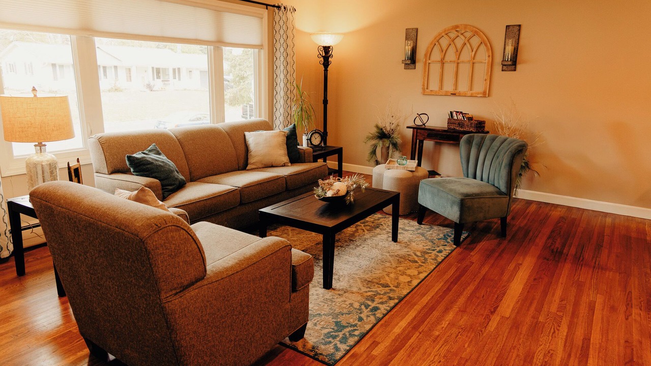 Photo of Livingroom in Burnsville