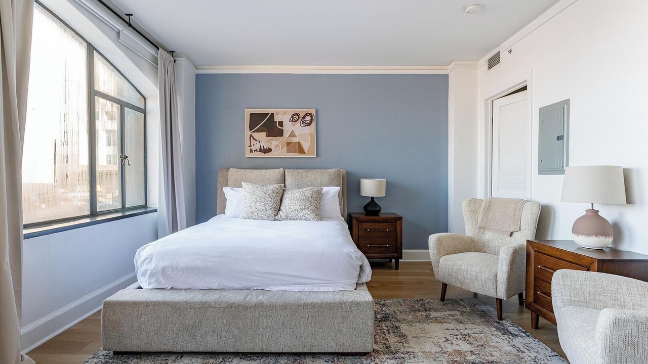 Photo of Bedroom in Financial District