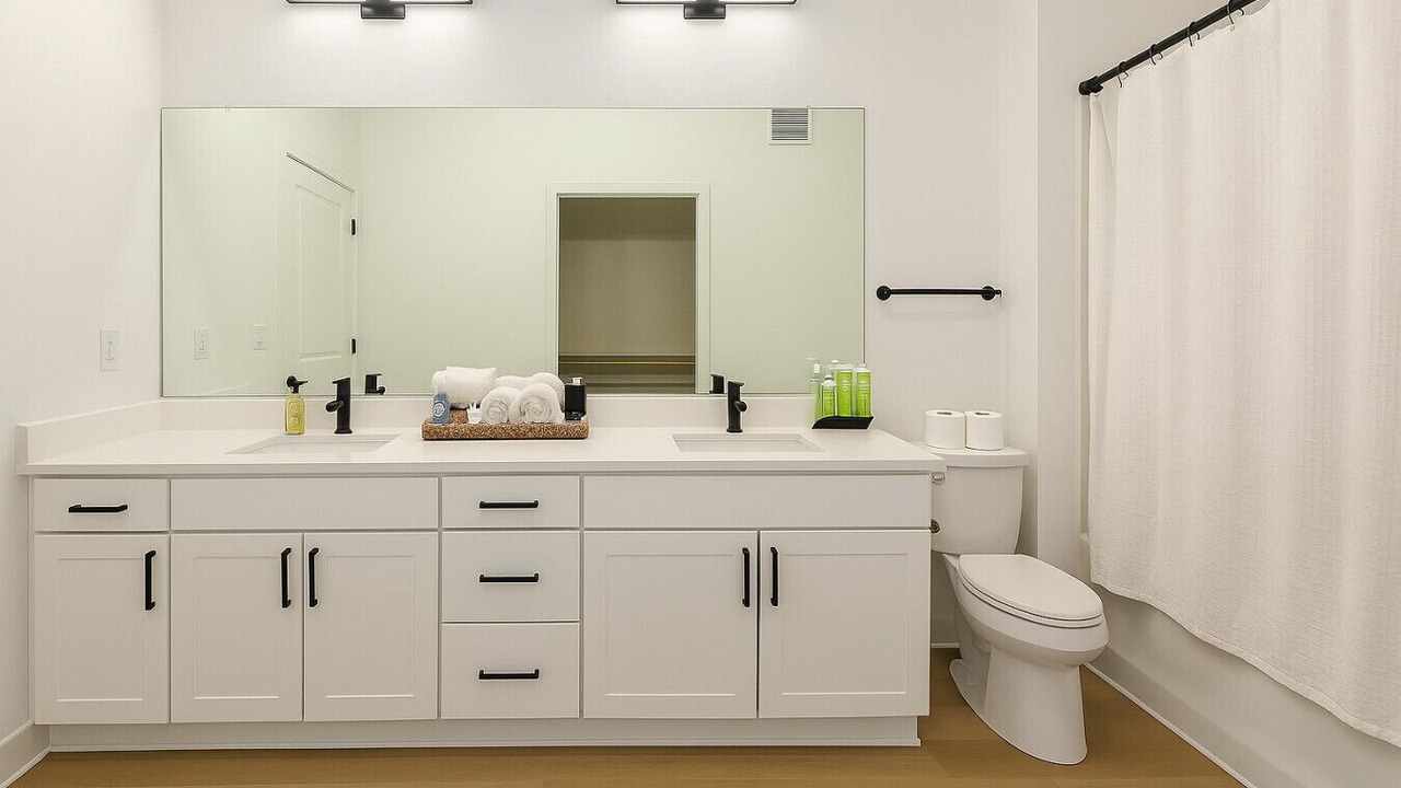 Photo of Bathroom in Sherman