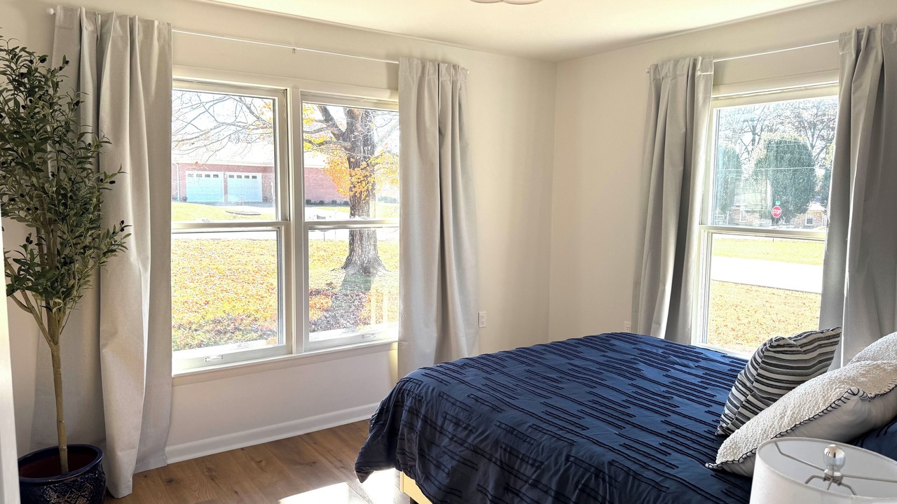 Photo of Bedroom in Lawrenceburg