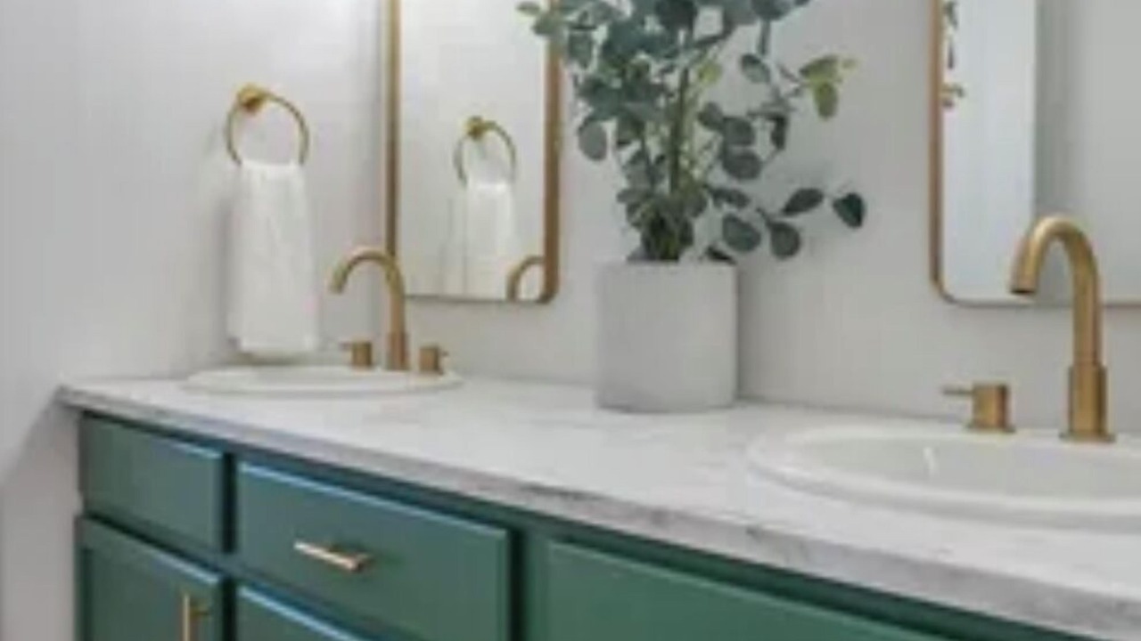 Photo of Bathroom in Lawrenceburg