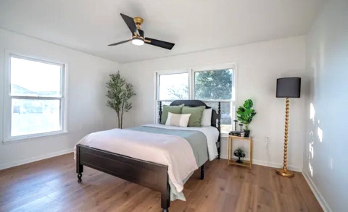 Photo of Bedroom in Lawrenceburg