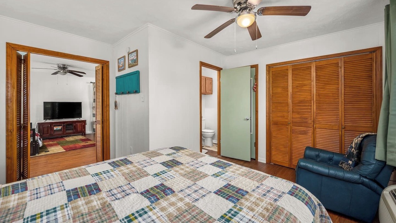 Photo of Bedroom in Alexandria