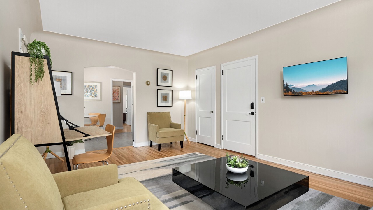 Photo of Livingroom in Southwest Minneapolis