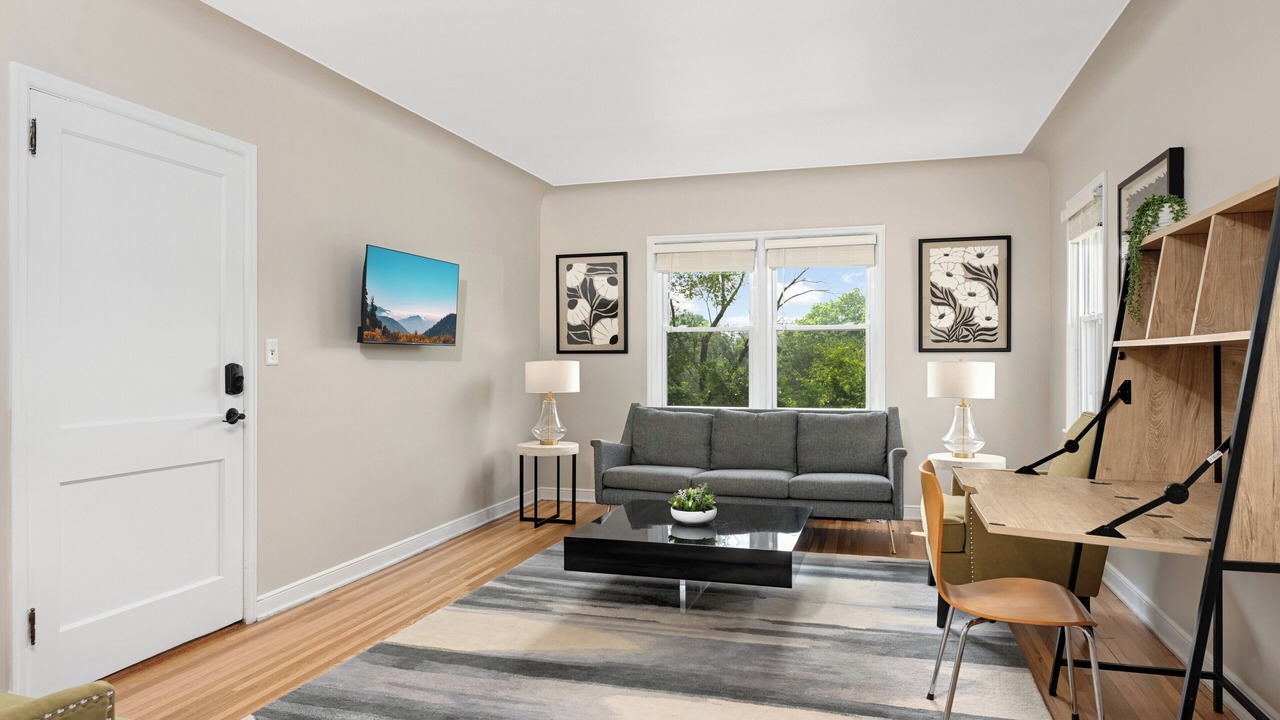 Photo of Livingroom in Southwest Minneapolis